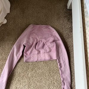 Gym shark cropped long sleeve